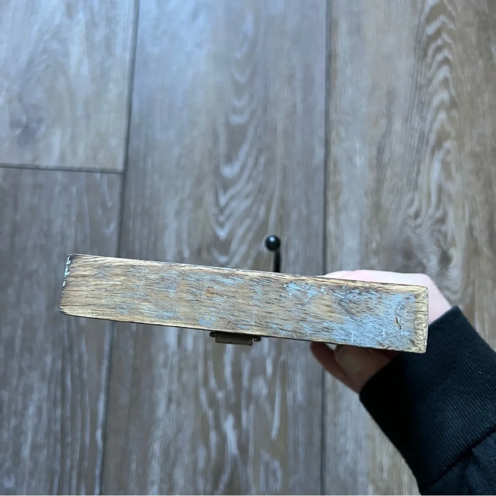 Elephant wall hook